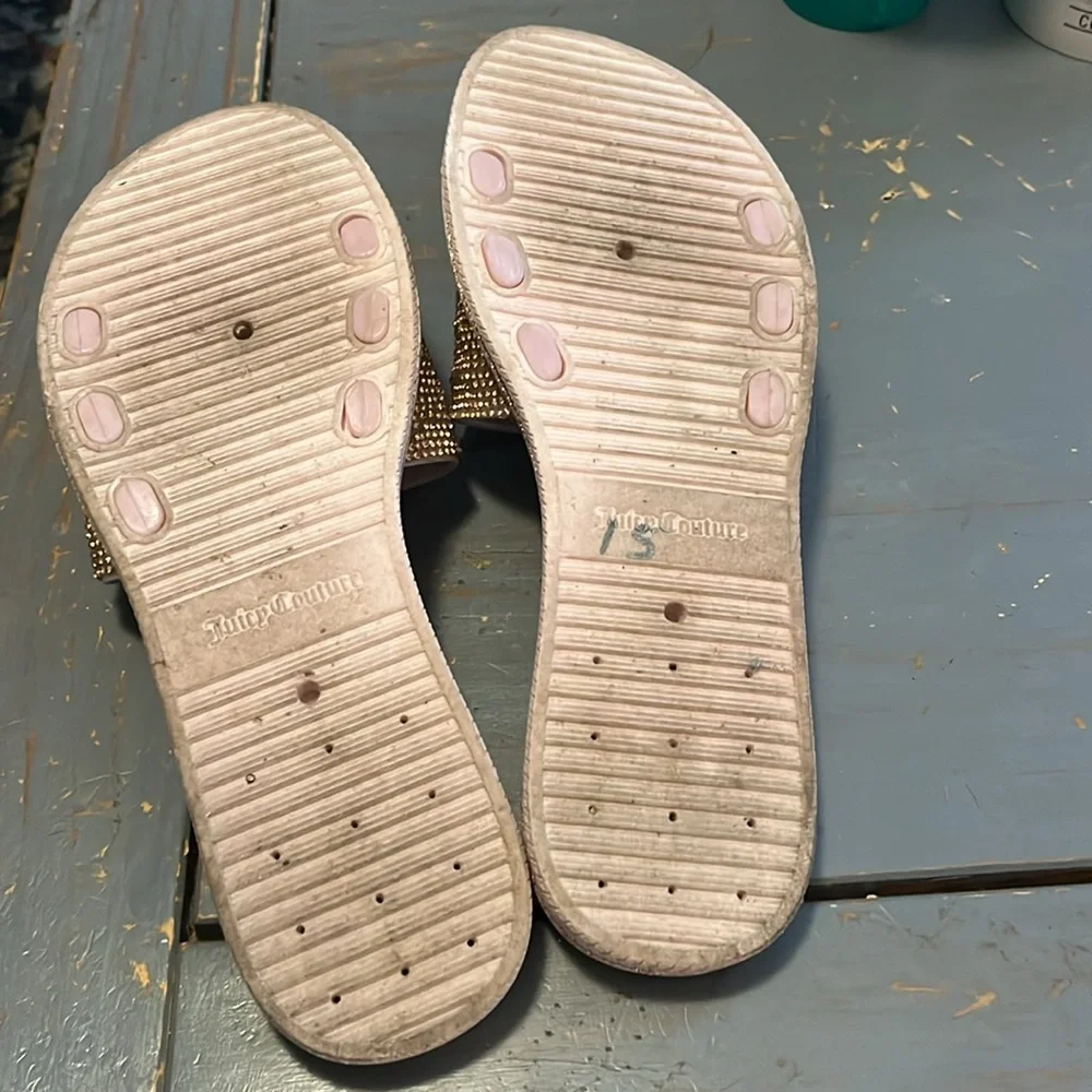 Juicy Couture Yippy Pink Rose Gold Embellished Slides 9 - Picture 6 of 7
